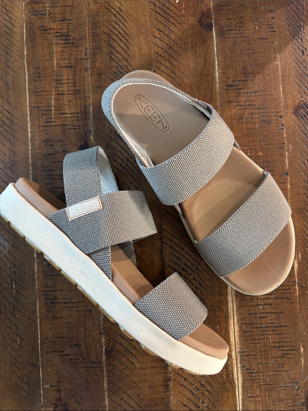 KEEN Elle Backstrap Sandals in Birch Colorway Womens Size 7 Lightweight Casual